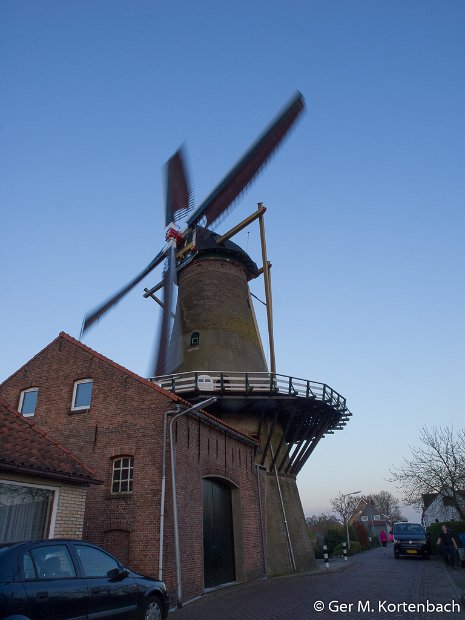 Molen 't Vliegend Hert - 's-Gravendeel