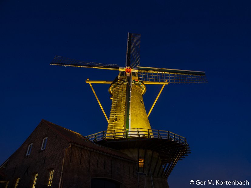 Molen 't Vliegend Hert - 's-Gravendeel