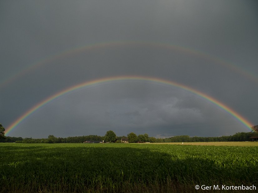 Regenboog boven Masterveld te Winterswijk